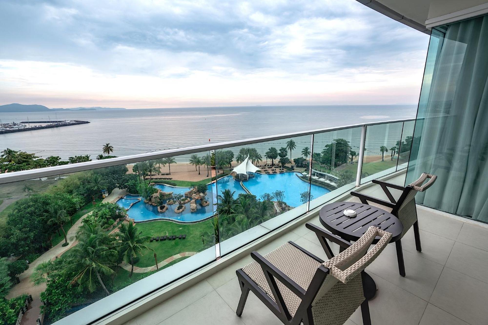 Movenpick Residences Pattaya With Ocean View نا جومتين المظهر الخارجي الصورة